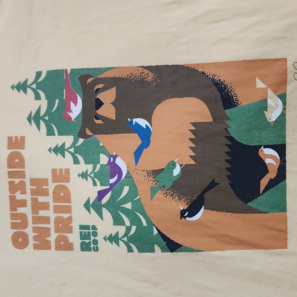 REI Outside With Pride Graphic TShirt Mens Medium - Picture 2 of 4